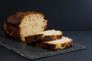 Banana bread tranché mie moelleuse aux noix