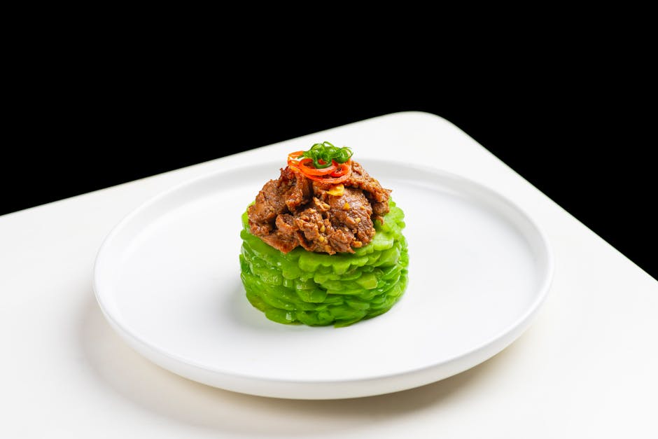 Bœuf loc lac vietnamien dressé sur salade
